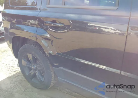 2014 Jeep Patriot Altitude из США, поврежденный, VIN 1C4NJPBA8ED758430